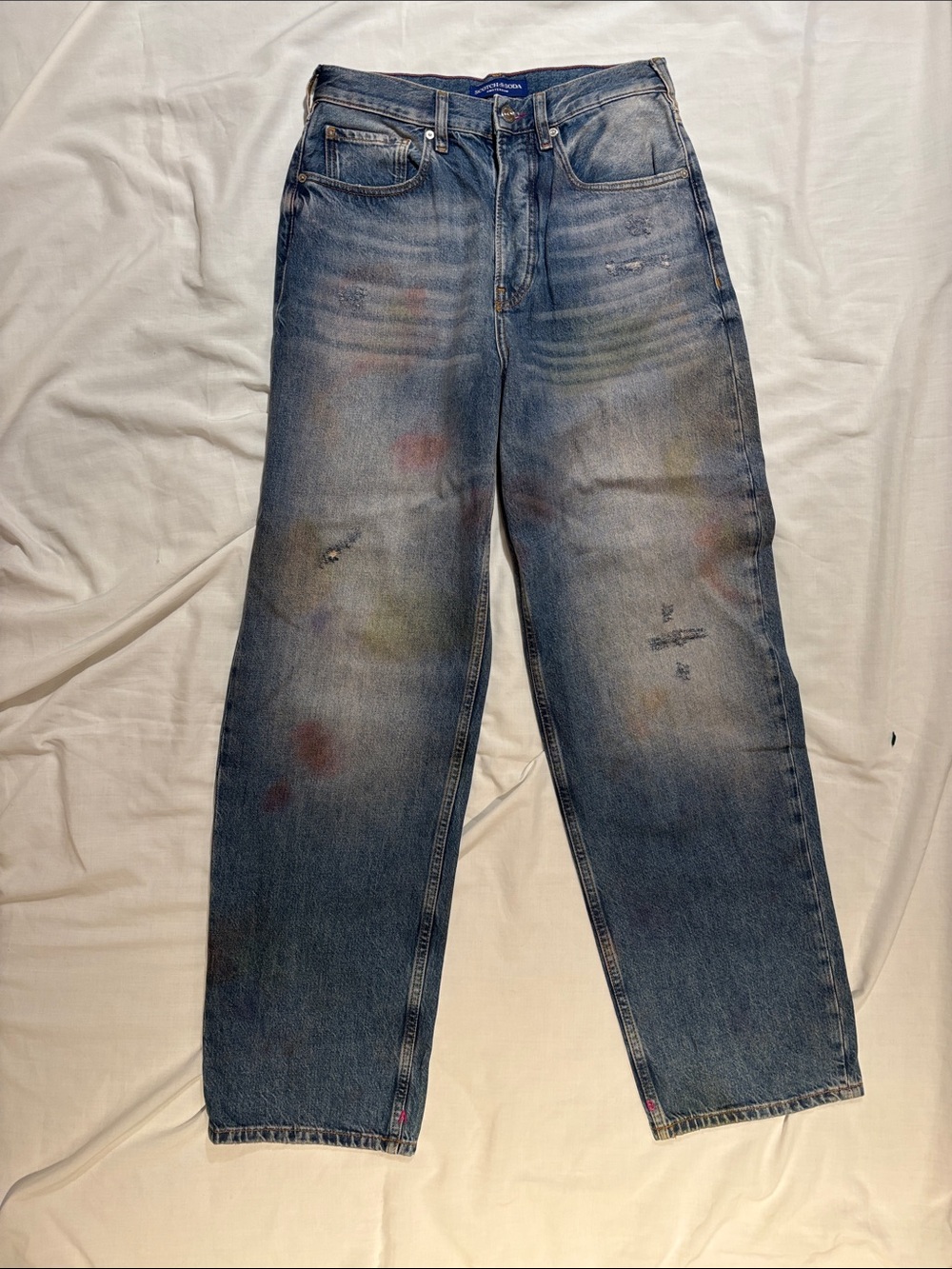 Scotch & Soda Relaxed Women’s Blue Jeans with Subtle Paint Accents